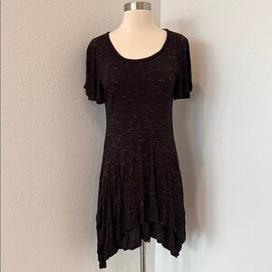 Chelsea and Theodore Flutter Sleeve Shark Hem Heather Brown Dress, Sz S